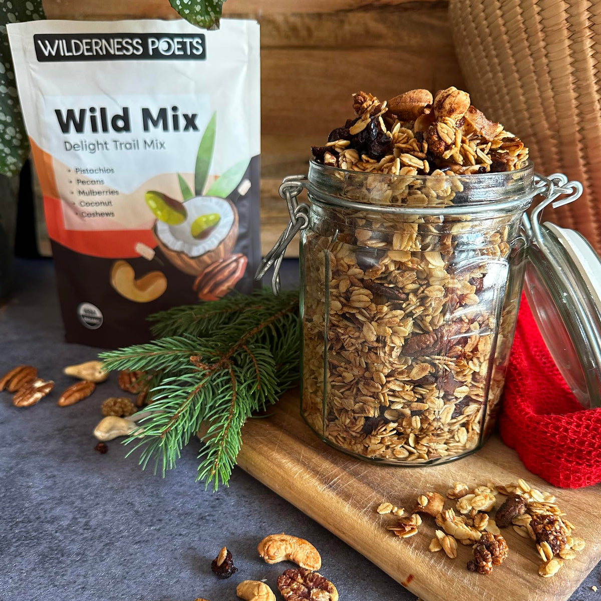 Organic Raw Nut & Fruit Trail Mix